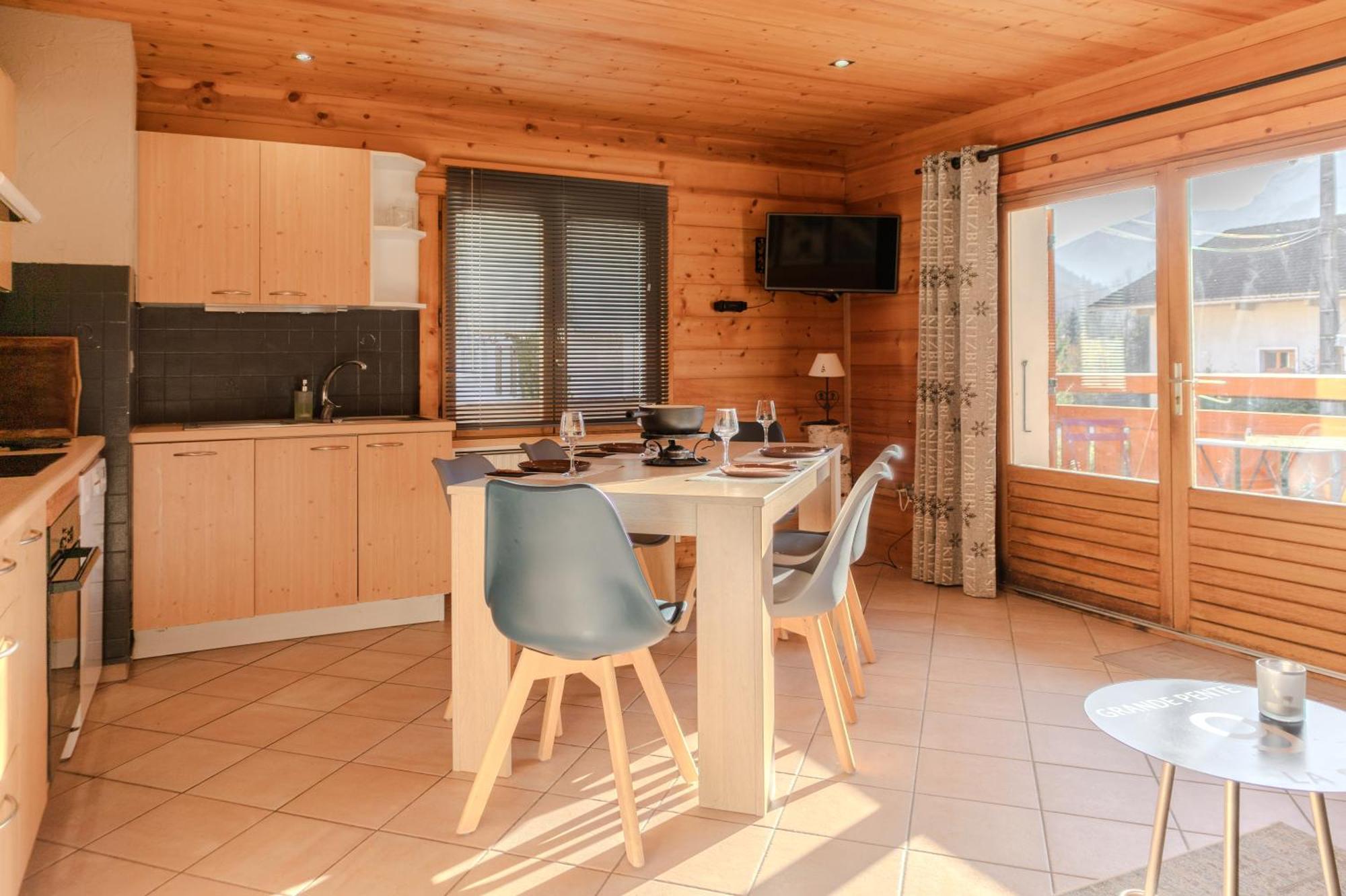 Appartement Lapreski, Spacieux, Proche Lac D'Annecy, Randonnees Montagne Thônes Kültér fotó